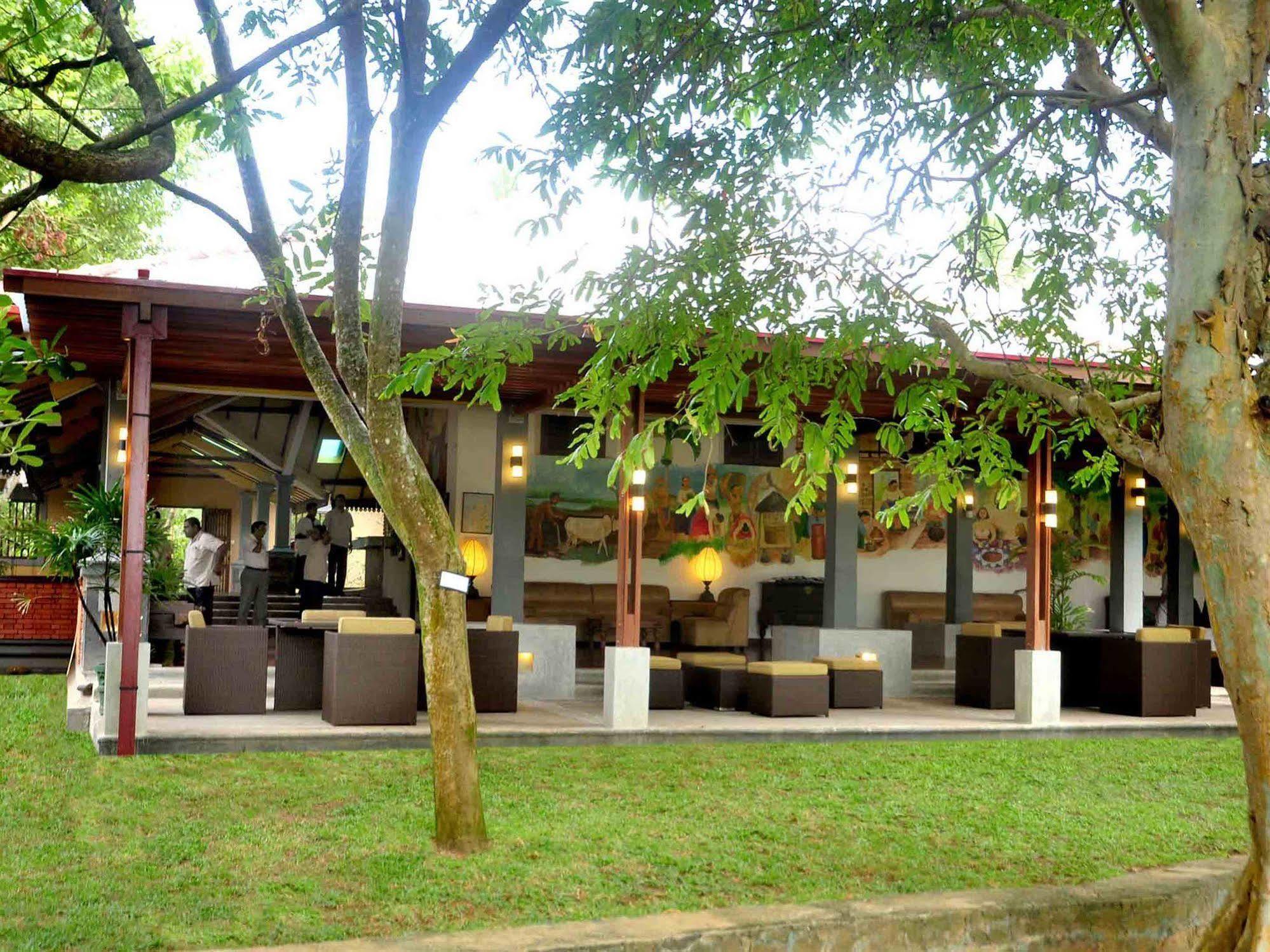 Siddhalepa Ayurveda Resort - All Meals, Ayurveda Treatment And Yoga Wadduwa Exterior foto